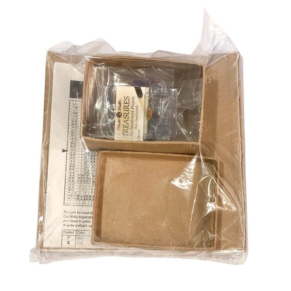 Vintage Mill Hill Holiday Simple Treasures Santa's Express MHST13 NEW! - Picture 2 of 2